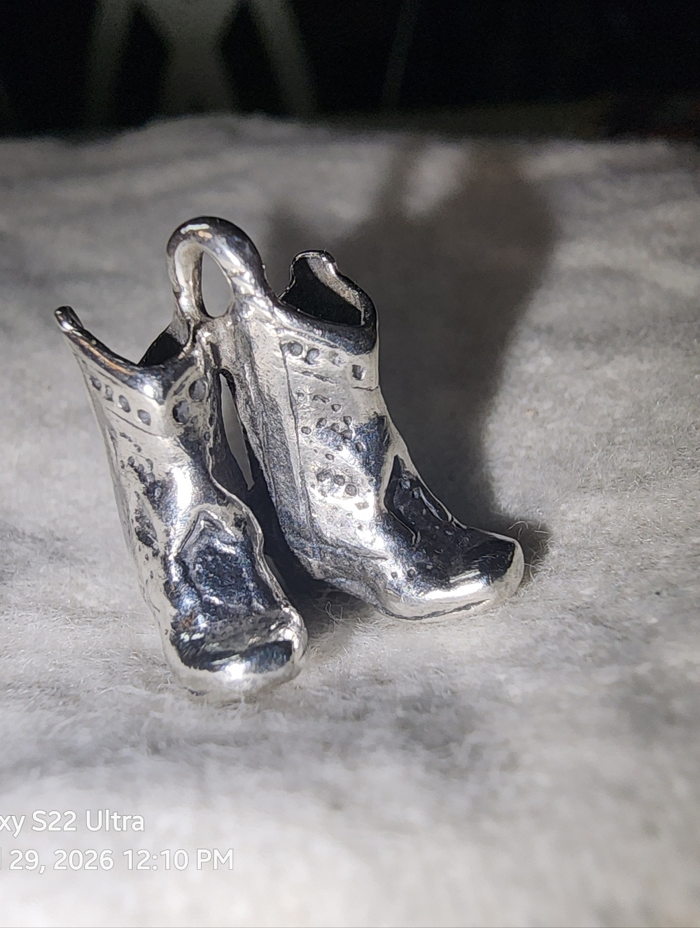 JAMES AVERY SILVER BOOTS CHARM. - Picture 2 of 16
